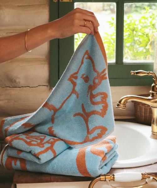 The Taiga écureuil guest towel