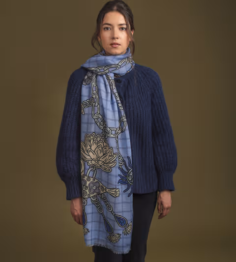 Grigris Fleuris wool shawl